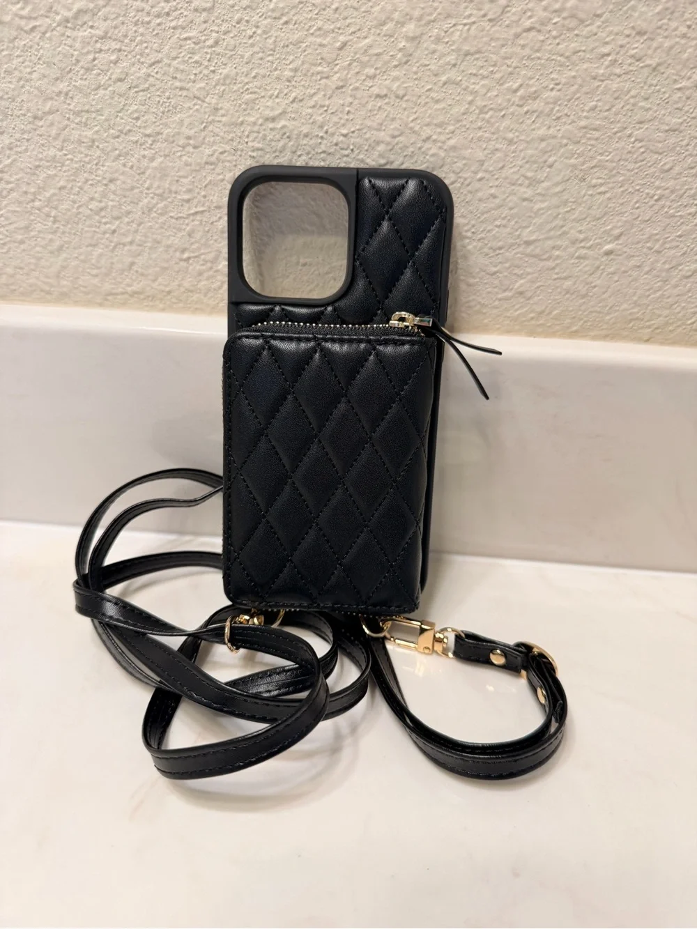 iPhone 14 Pro Max wallet case